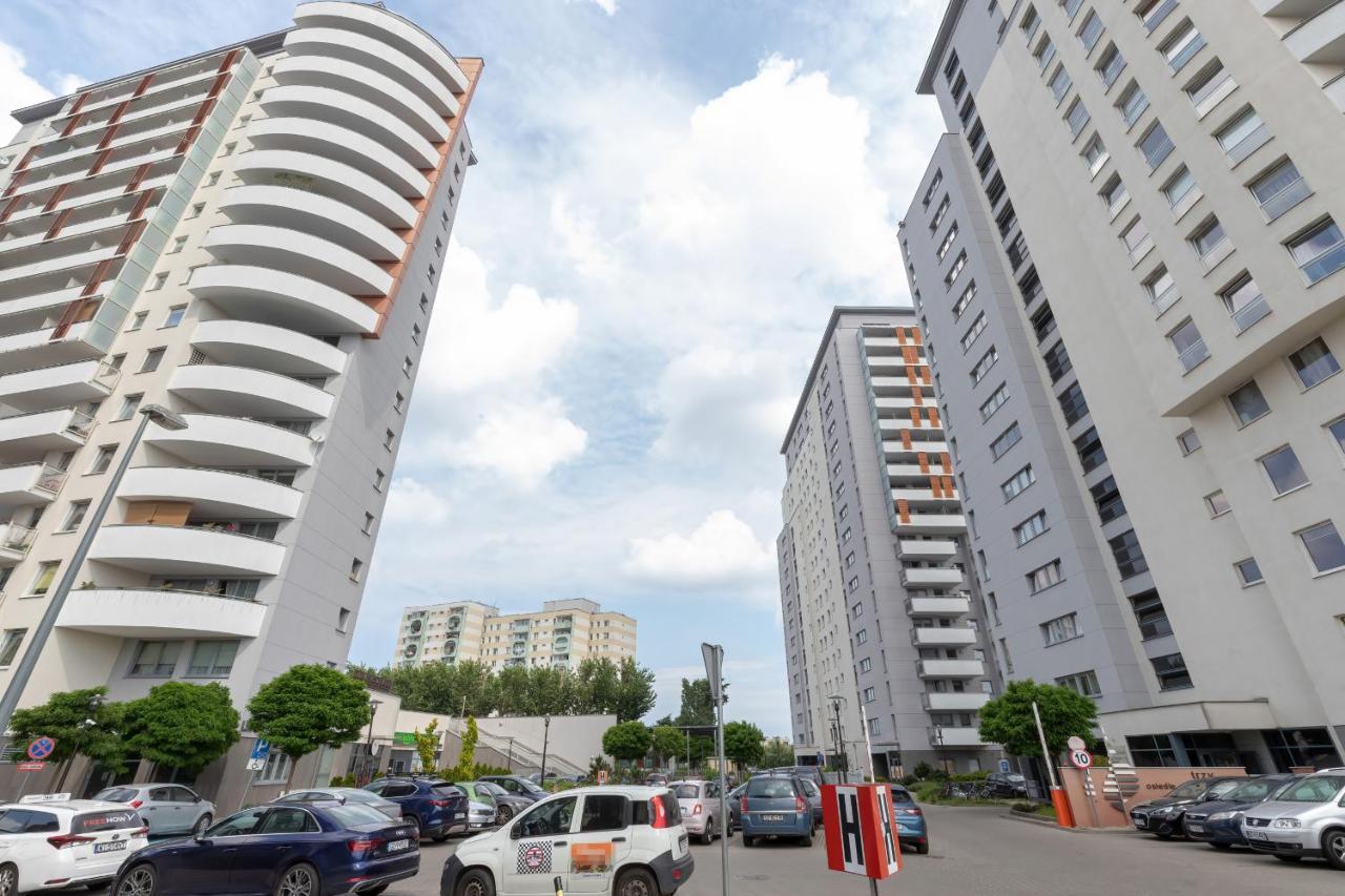 City And Sea View By Renters