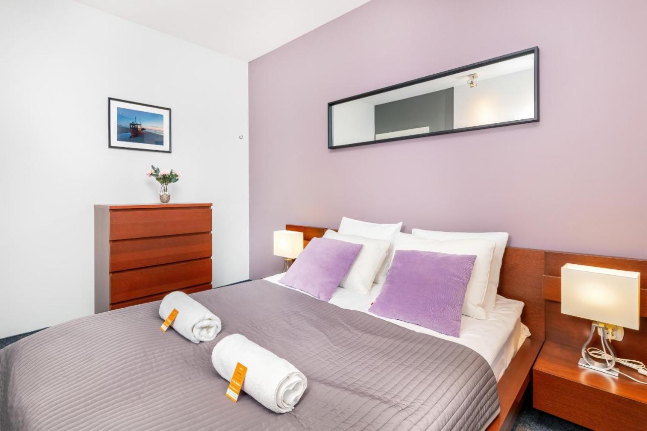 City And Sea View By Renters